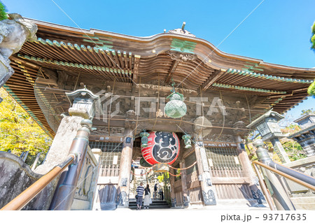 成田山新勝寺　仁王門 93717635