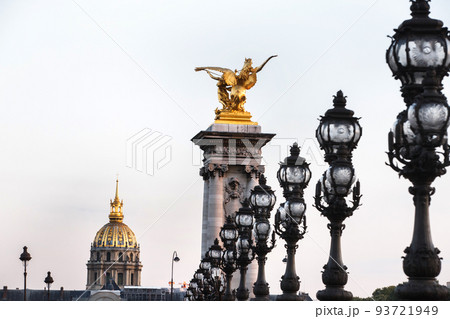 Row of lanterns on Pont Alexander III Row of lanterns on Pont Alexander III 93721949