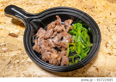 焼肉　ジンギスカン 93722685