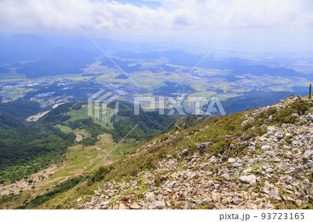 晩夏の伊吹山 93723165