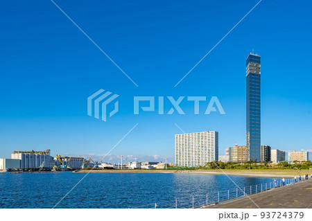 千葉ポートタワー 青空 千葉ポートタワー 青空 93724379