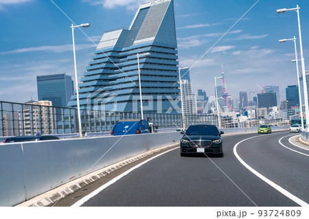 《東京都》レインボーブリッジ・首都高速を走行 93724809