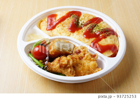 オムライス弁当 93725253