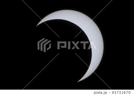 日食　天体写真 93731670