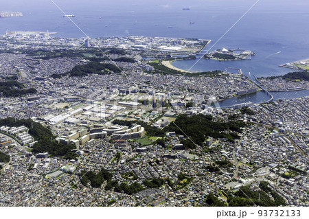 神奈川県横須賀市田浦港町付近を空撮 神奈川県横須賀市田浦港町付近を空撮 93732133