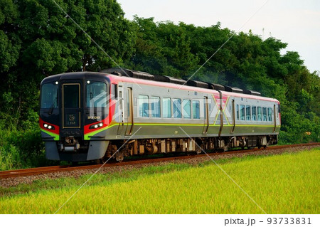 2700系・特急うずしお 岡山行き 2700系・特急うずしお 岡山行き 93733831