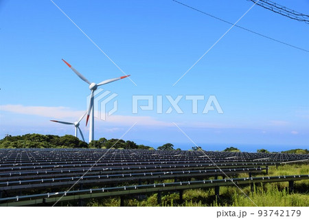 長島夢追い元気発電所　ソーラーと風力のハイブリッド発電　（エネルギーの安全保障関連） 93742179