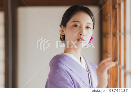 紫色の色無地 着物 紫色の色無地 着物 93742187