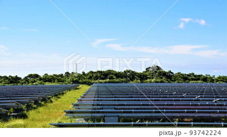 長島夢追い元気発電所 ソーラーと風力のハイブリッド発電 (エネルギーの安全保障関連) 長島夢追い元気発電所 ソーラーと風力のハイブリッド発電 (エネルギーの安全保障関連) 93742224