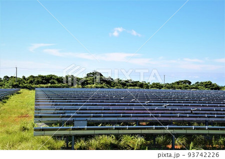 長島夢追い元気発電所 ソーラーと風力のハイブリッド発電 (エネルギーの安全保障関連) 長島夢追い元気発電所 ソーラーと風力のハイブリッド発電 (エネルギーの安全保障関連) 93742226