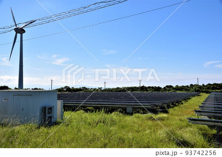 長島夢追い元気発電所 ソーラーと風力のハイブリッド発電 (エネルギーの安全保障関連) 長島夢追い元気発電所 ソーラーと風力のハイブリッド発電 (エネルギーの安全保障関連) 93742256