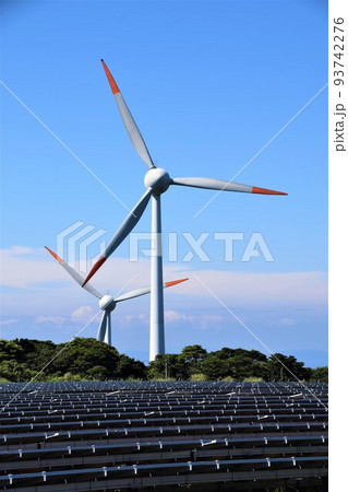 長島夢追い元気発電所 ソーラーと風力のハイブリッド発電 (エネルギーの安全保障関連) 長島夢追い元気発電所 ソーラーと風力のハイブリッド発電 (エネルギーの安全保障関連) 93742276