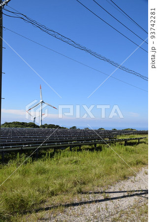 長島夢追い元気発電所 ソーラーと風力のハイブリッド発電 (エネルギーの安全保障関連) 長島夢追い元気発電所 ソーラーと風力のハイブリッド発電 (エネルギーの安全保障関連) 93742281