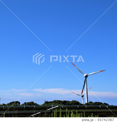 長島夢追い元気発電所　ソーラーと風力のハイブリッド発電　（エネルギーの安全保障関連） 93742367