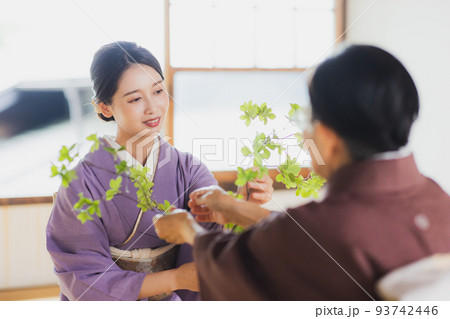 和室 着物 習い事 和室 着物 習い事 93742446