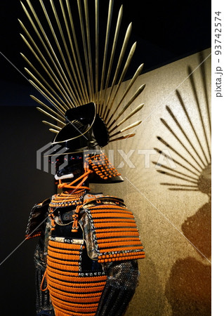 鎧兜　武者人形　素材　背景 93742574