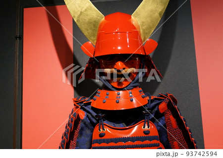 鎧兜　武者人形　素材　背景 93742594