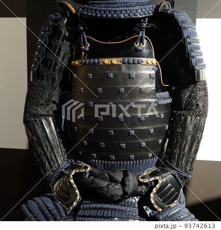 鎧兜　武者人形　素材　背景 93742613