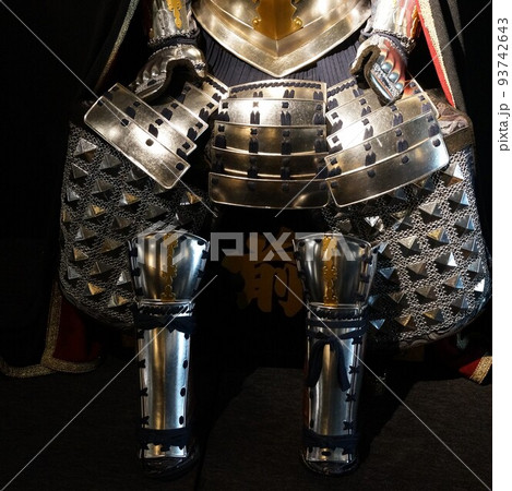 鎧兜 武者人形 素材 背景 鎧兜 武者人形 素材 背景 93742643