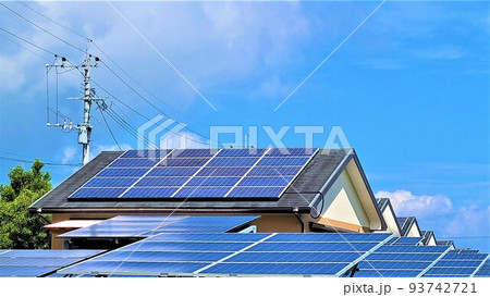 ソーラータウン ソーラーハウス スマートグリッドのイメージ 素材 背景 ソーラータウン ソーラーハウス スマートグリッドのイメージ 素材 背景 93742721