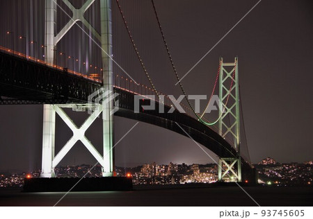 表情を変える橋 表情を変える橋 93745605