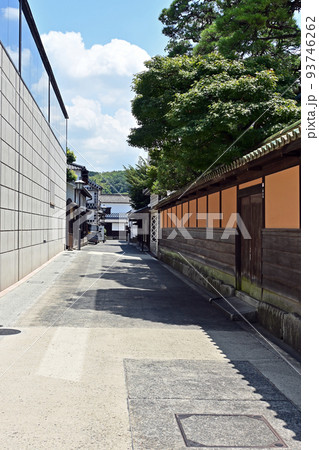 【倉敷美観地区】倉敷川沿いのレトロモダンな風景 93746262