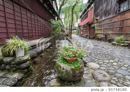 郡上八幡　やなか水のこみち 93748180