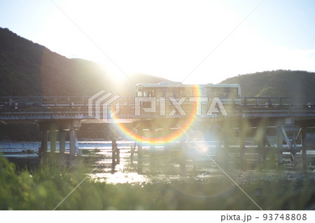 オールドレンズで撮影した嵐山渡月橋 93748808