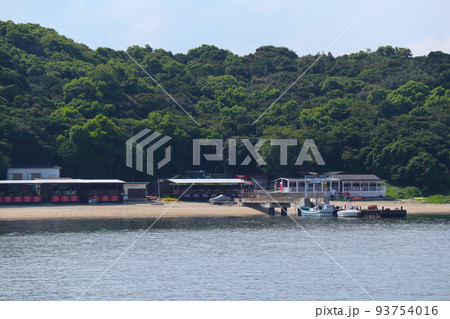 海からのぞむ三河大島(愛知県蒲郡市) 海からのぞむ三河大島(愛知県蒲郡市) 93754016