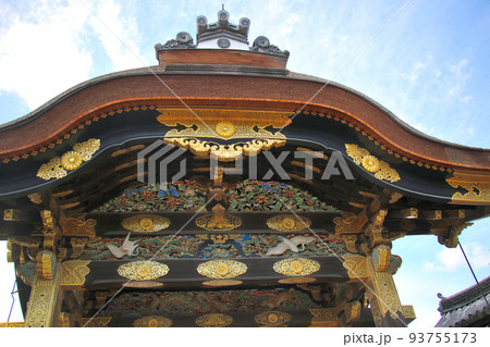 世界遺産　本離宮二条城　唐門 93755173