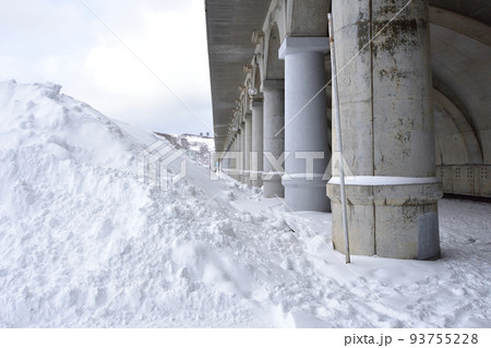 冬の北海道稚内市の風景 93755228
