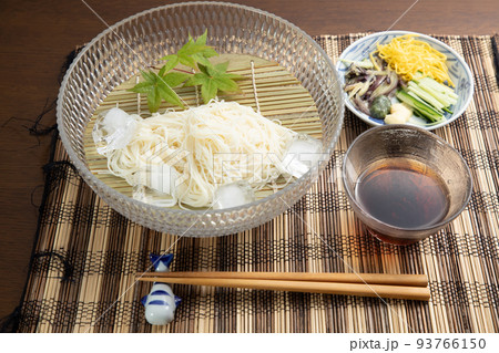 夏はそうめん 夏はそうめん 93766150