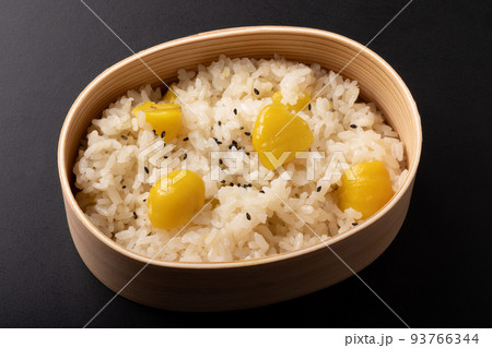 栗ご飯・栗ご飯弁当 93766344