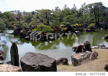 世界遺産 本離宮二条城 二の丸庭園 世界遺産 本離宮二条城 二の丸庭園 93775100