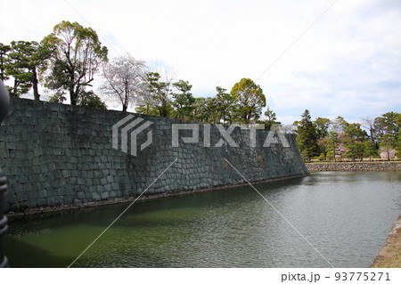 世界遺産 本離宮二条城 本丸 内堀 世界遺産 本離宮二条城 本丸 内堀 93775271
