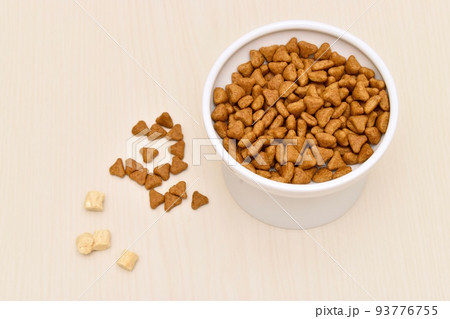 キャットフードとおやつ キャットフードとおやつ 93776755