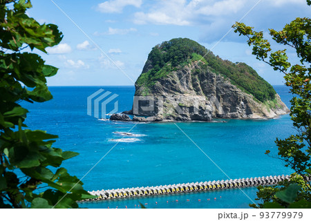 黄金岬から宝島 積丹ブルーの絶景  93779979