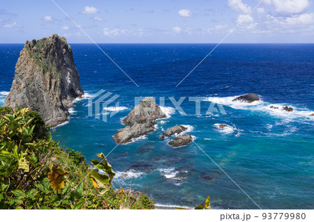 日本の渚百景 積丹岬・ 島武意海岸 積丹ブルーの絶景 93779980