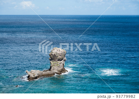 黄金岬から茶津海岸の積丹ブルーの絶景 黄金岬から茶津海岸の積丹ブルーの絶景 93779982