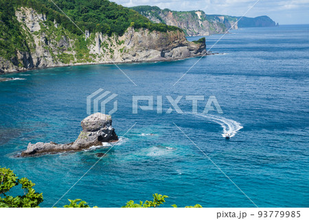 黄金岬から茶津海岸の積丹ブルーの絶景 黄金岬から茶津海岸の積丹ブルーの絶景 93779985