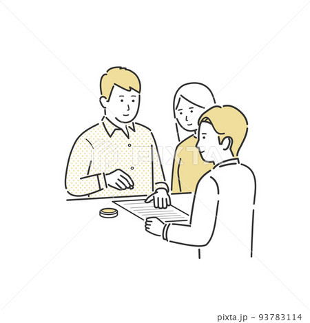 商談ではんこを押す夫婦 93783114