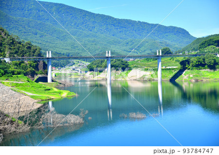 不動大橋/八ツ場あがつま湖方面を望む(群馬県長野原町)【2022.8】 不動大橋/八ツ場あがつま湖方面を望む(群馬県長野原町)【2022.8】 93784747