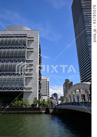 堂島大橋と高層ビル 堂島大橋と高層ビル 93785076