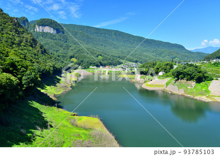 不動大橋／八ツ場あがつま湖より丸岩大橋方面を望む(群馬県長野原町)【2022.8】 93785103