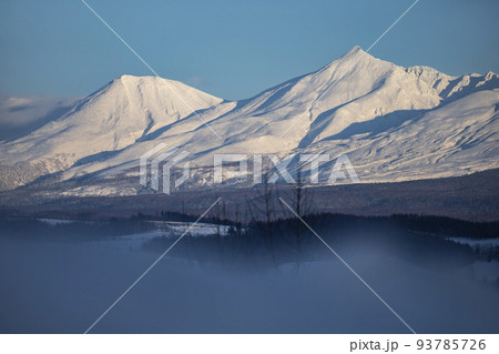 十勝岳連峰 93785726