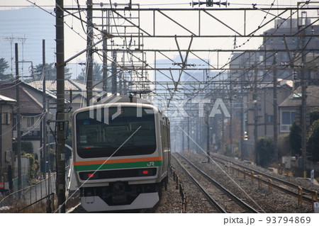 宇都宮線を走る上野東京ラインの電車 93794869