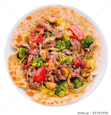 tender beef sliced, mushrooms, broccoli, peppers and tomatoes 93795490