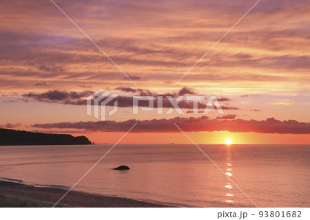 夕日が綺麗な海 積丹半島 夕日が綺麗な海 積丹半島 93801682