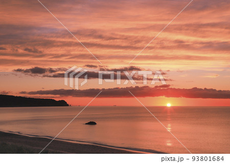 夕日が綺麗な海 積丹半島 夕日が綺麗な海 積丹半島 93801684
