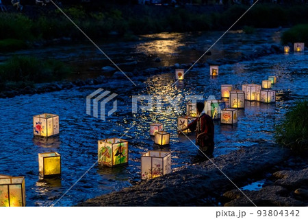 加賀友禅燈ろう流し　灯籠の補助 93804342